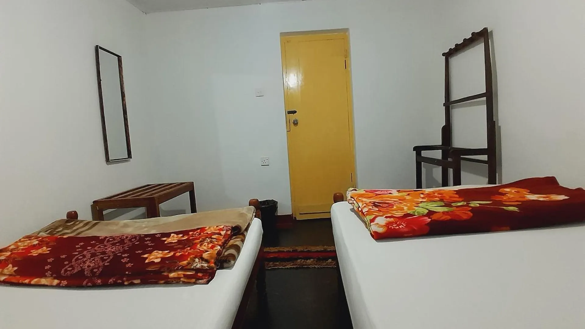 Green Lodge - Rooms Nuwara Eliya Hostel